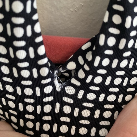 J. McLaughlin Black and White Catalyst Dress Geometric 3/4 Sleeve size Med - Picture 10 of 10